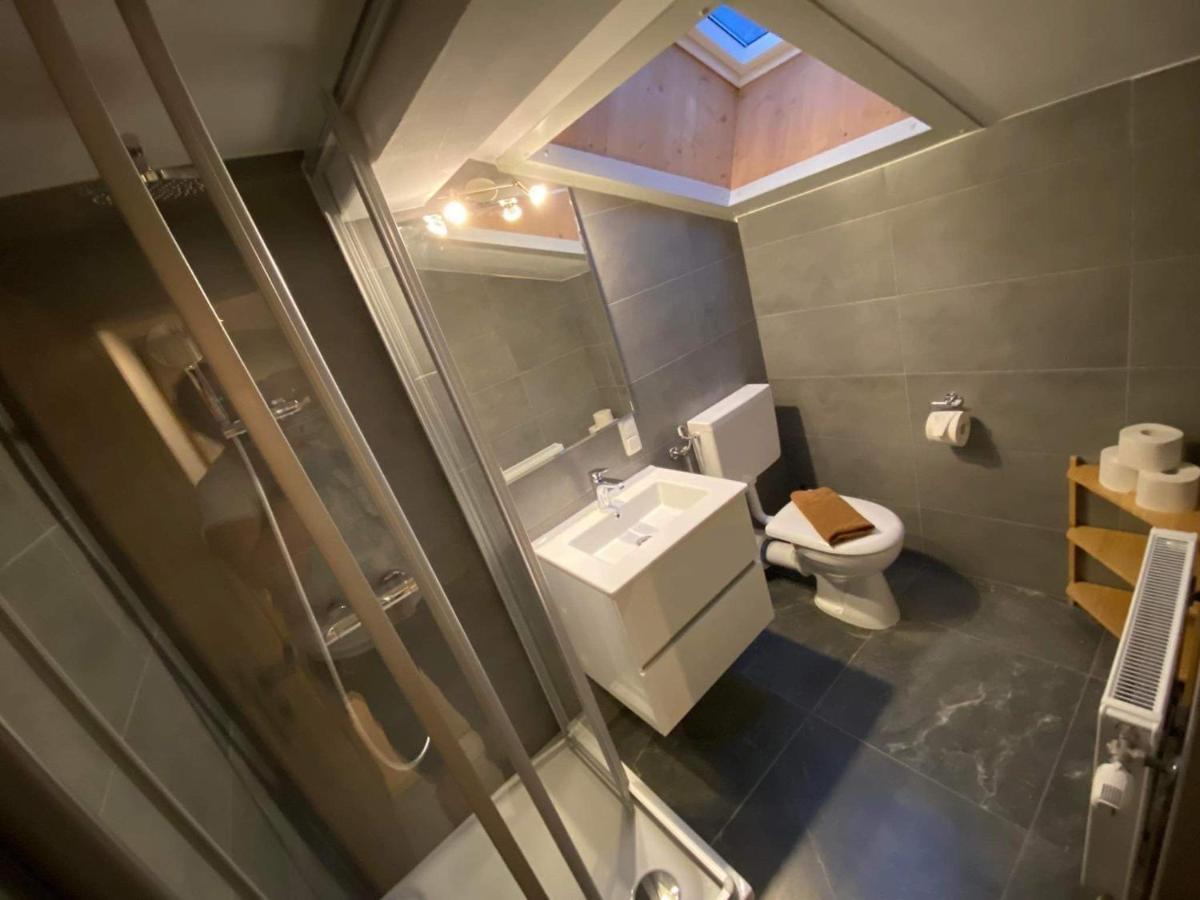 레오강 Haus Tirol B&B 외부 사진