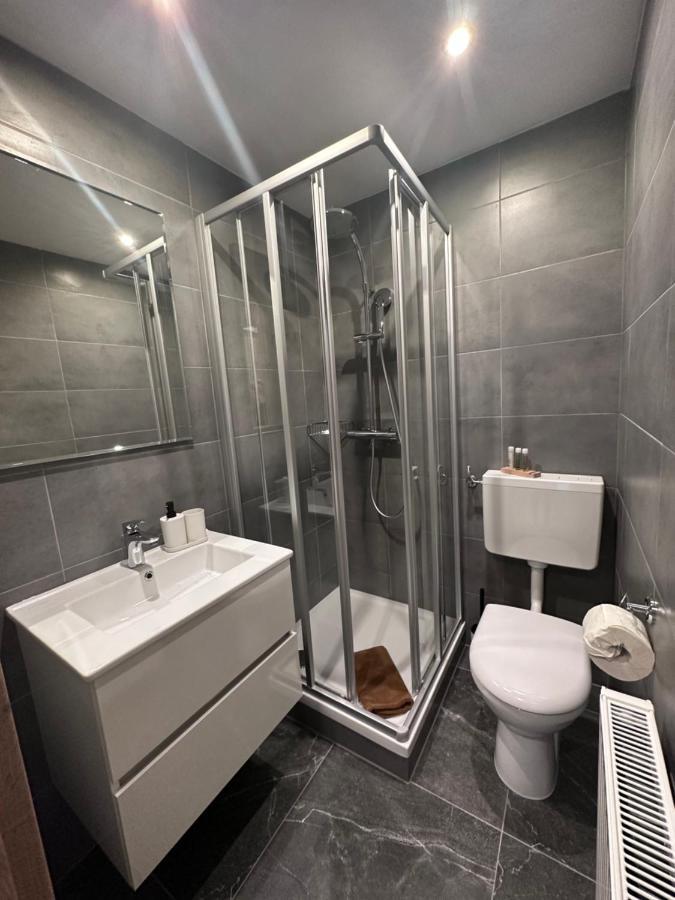 레오강 Haus Tirol B&B 외부 사진
