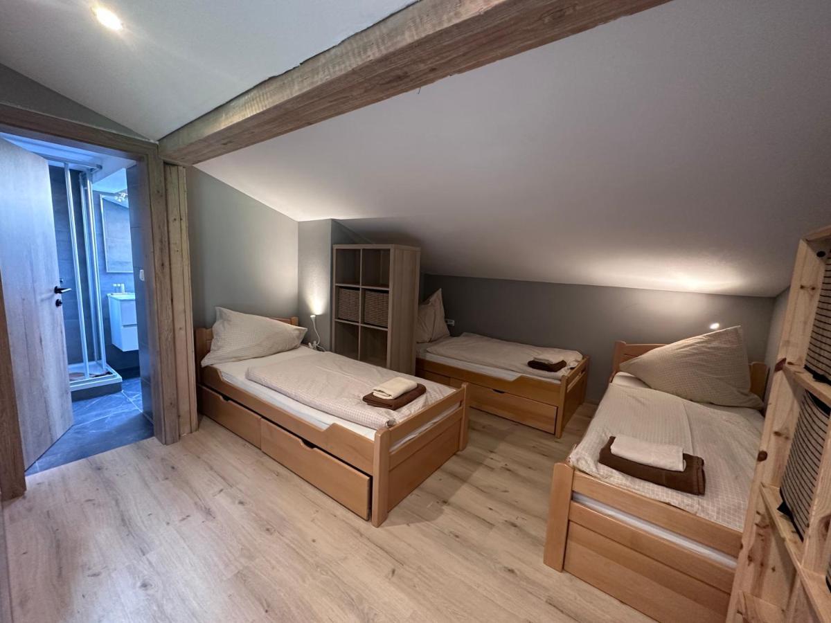 레오강 Haus Tirol B&B 외부 사진