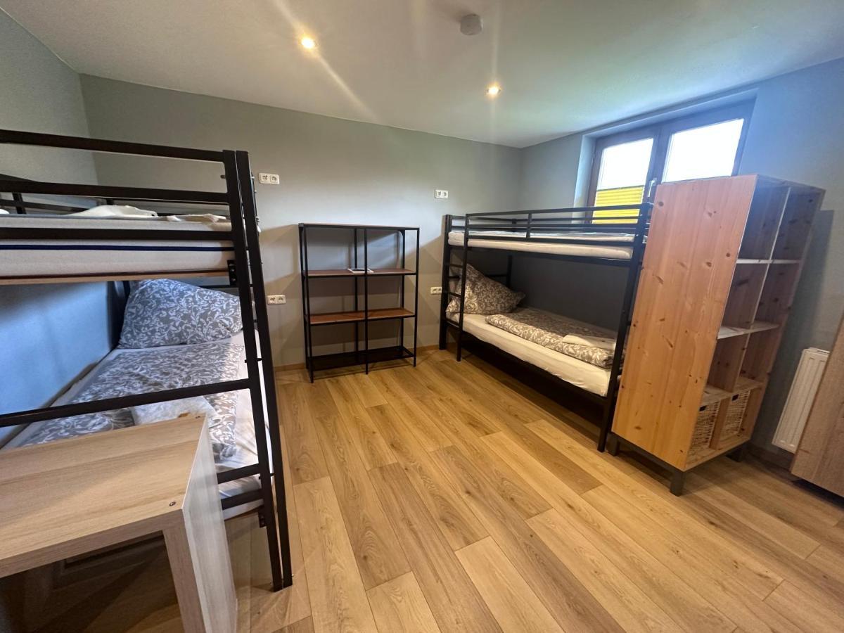 레오강 Haus Tirol B&B 외부 사진