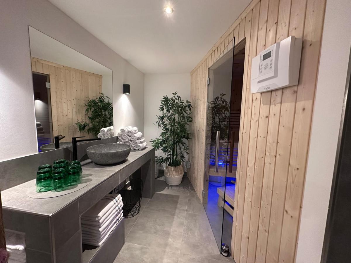 레오강 Haus Tirol B&B 외부 사진